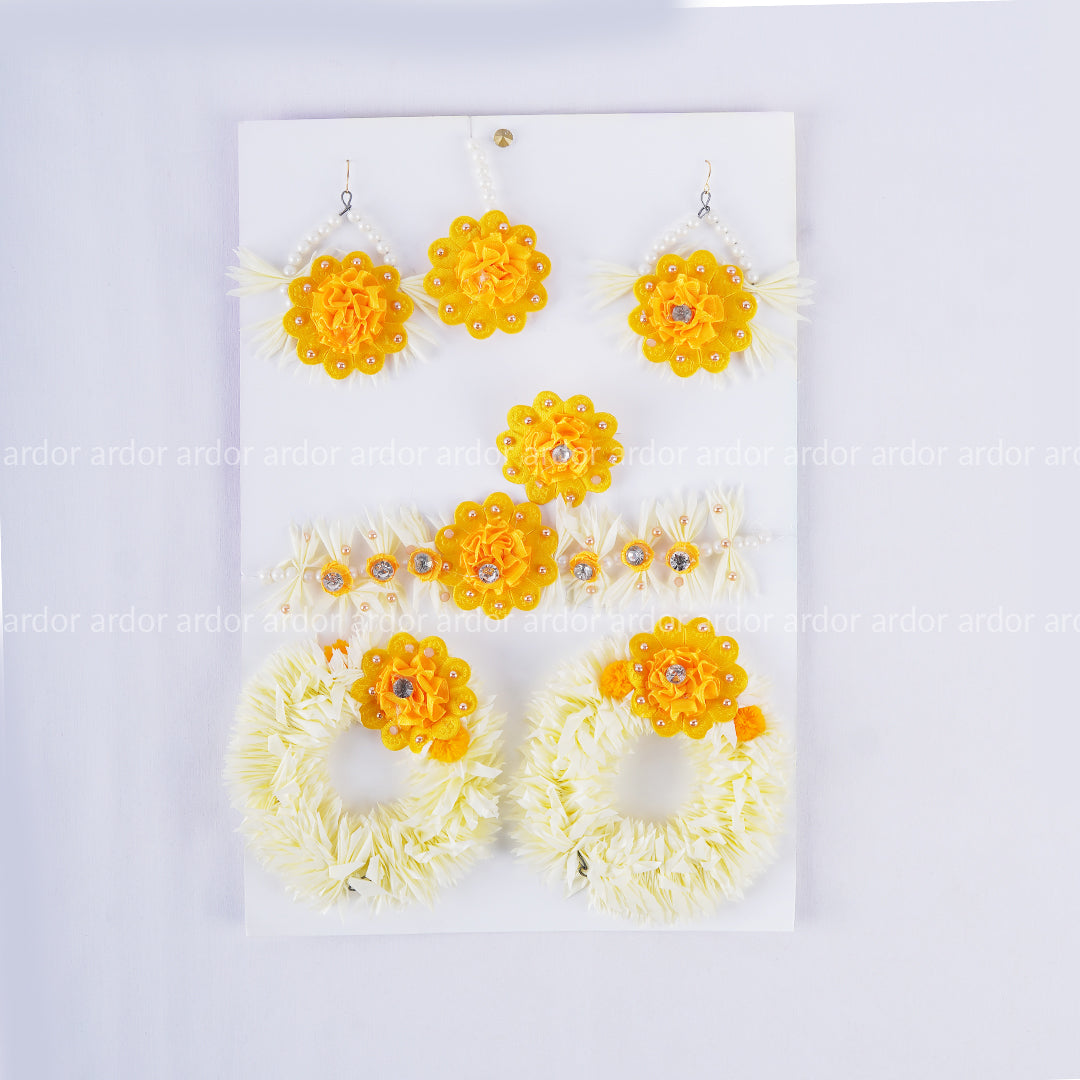 Artificial Flower Jewellery Set with Gajray – Wedding & Mehndi Accessories