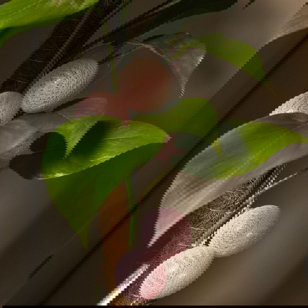 Pink Thread Ball Light - ardor