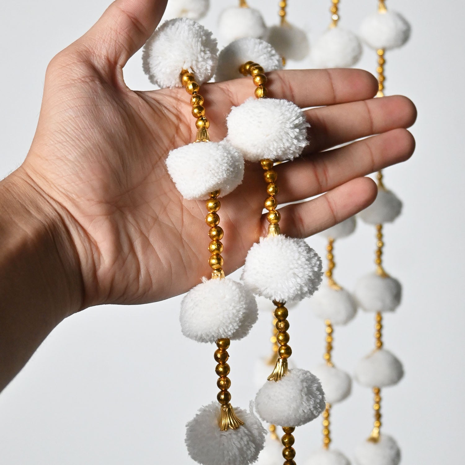 Pom Pom Garland 12 Pcs - ardor