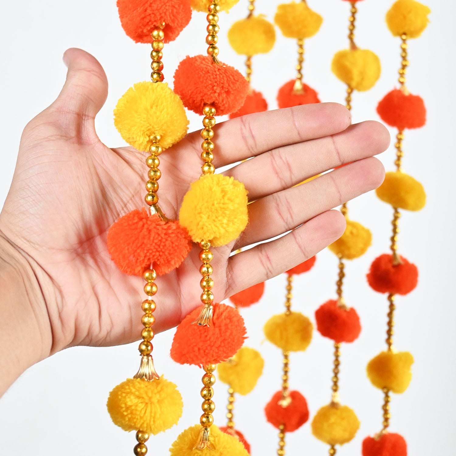 Pom Pom Garland 12 Pcs - ardor