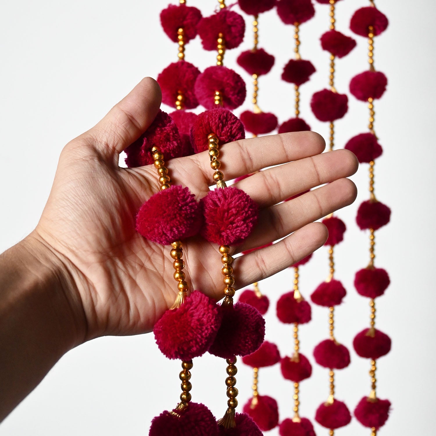 Pom Pom Garland 12 Pcs - ardor